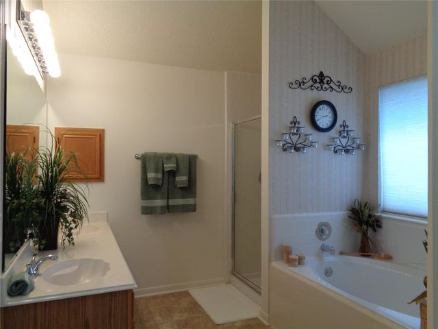 2617 15th Street N, Texas City, TX 77590
