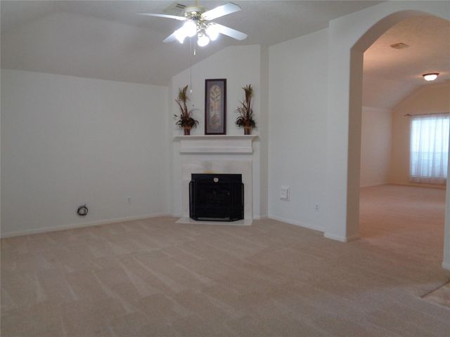 2617 15th Street N, Texas City, TX 77590