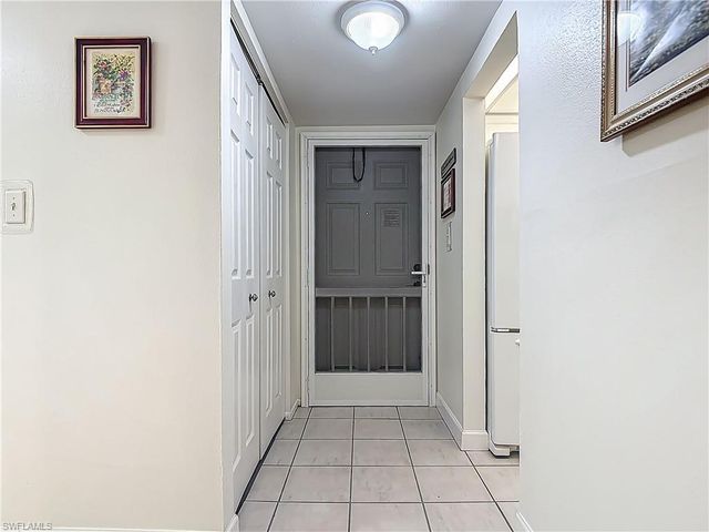 175 TURTLE LAKE CT 108, Naples, FL 34105