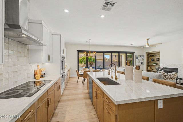 3113 E BOSTON Street, Gilbert, AZ 85295