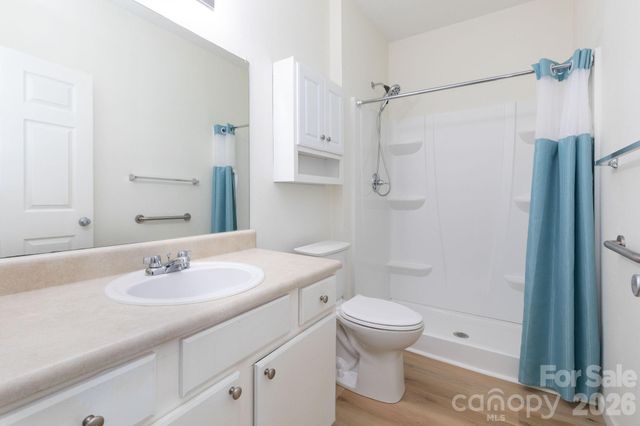 400 Vista Lake Drive 002, Candler, NC 28715