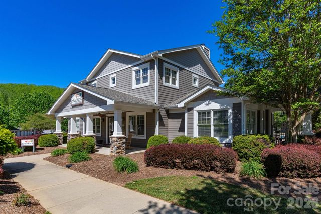400 Vista Lake Drive 002, Candler, NC 28715