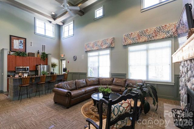 400 Vista Lake Drive 002, Candler, NC 28715