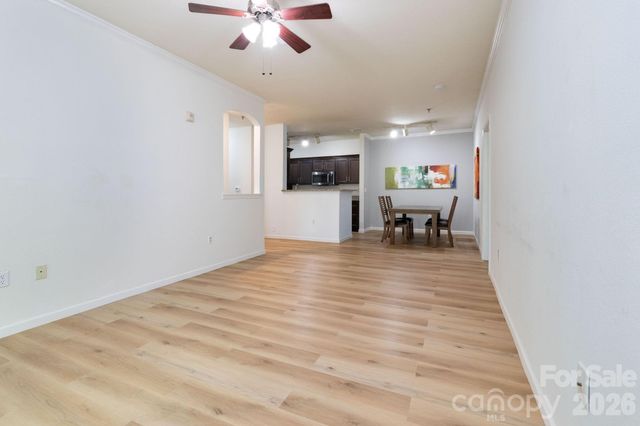 400 Vista Lake Drive 002, Candler, NC 28715