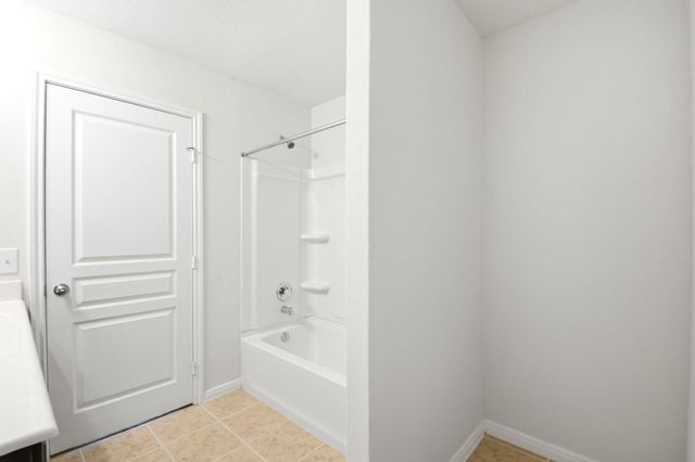 12318 Skyview Manor Drive, Houston, TX 77047