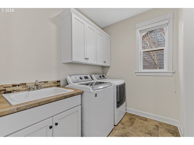 13704 Nw 52ND Ave, Vancouver, WA 98685