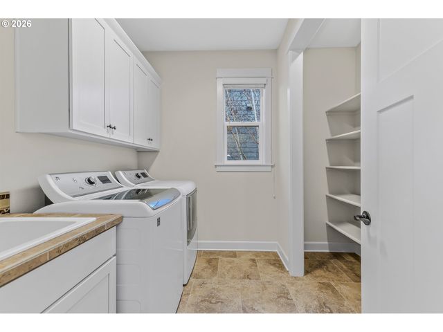 13704 Nw 52ND Ave, Vancouver, WA 98685