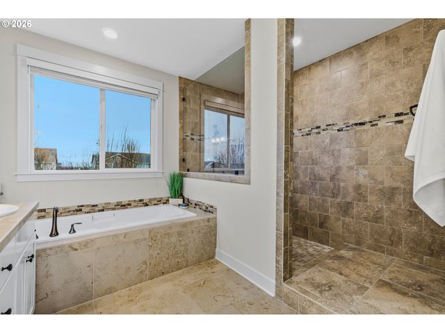 13704 Nw 52ND Ave, Vancouver, WA 98685