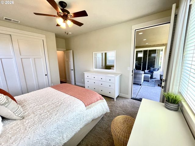 13704 Nw 52ND Ave, Vancouver, WA 98685