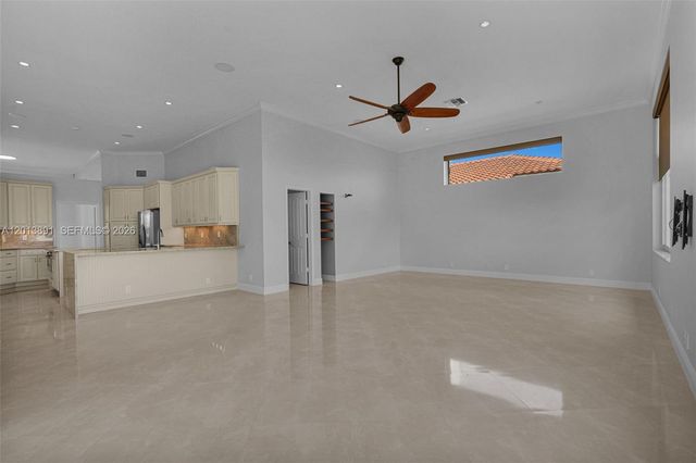 2715 Edgewater Court, Weston, FL 33332