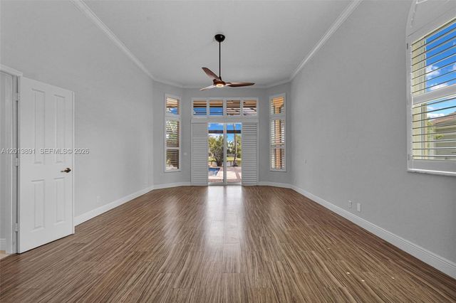 2715 Edgewater Court, Weston, FL 33332