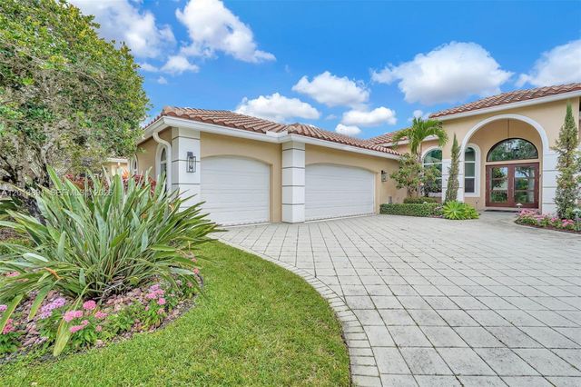 2715 Edgewater Court, Weston, FL 33332