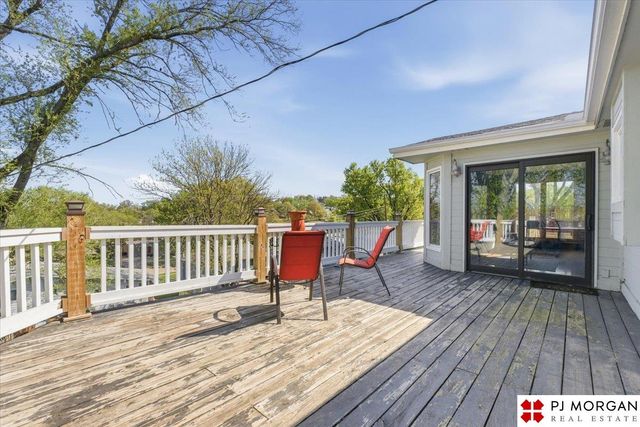 8604 Fowler Avenue, Omaha, NE 68134