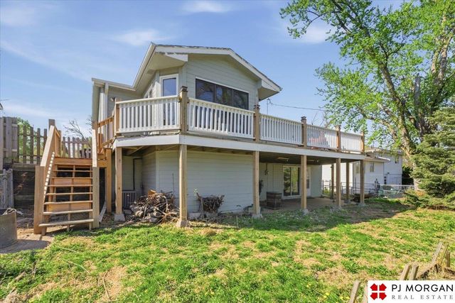 8604 Fowler Avenue, Omaha, NE 68134