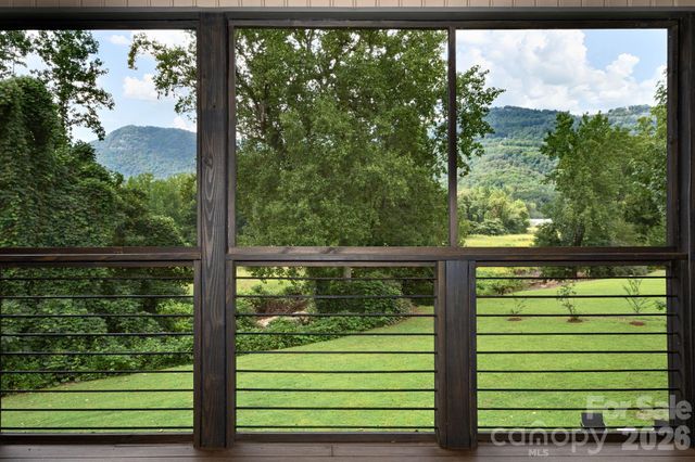 364 Hallelujah Hill Lane, Columbus, NC 28722