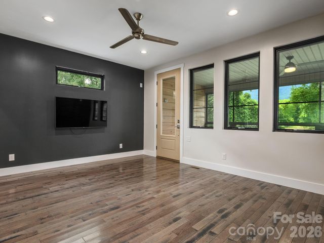 364 Hallelujah Hill Lane, Columbus, NC 28722