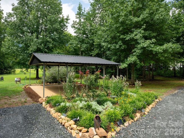 364 Hallelujah Hill Lane, Columbus, NC 28722