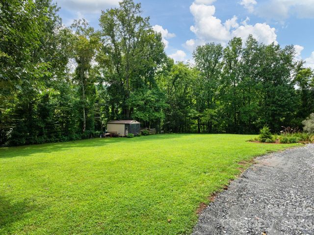 364 Hallelujah Hill Lane, Columbus, NC 28722