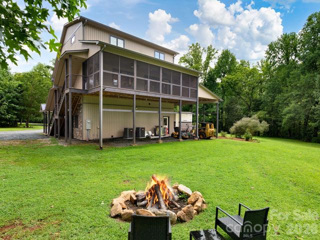 364 Hallelujah Hill Lane, Columbus, NC 28722