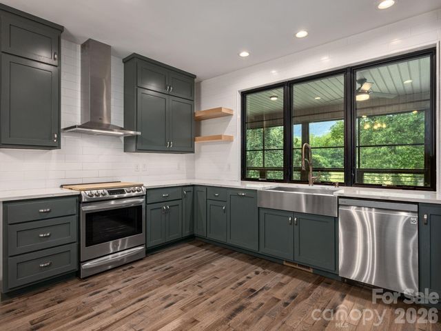 364 Hallelujah Hill Lane, Columbus, NC 28722