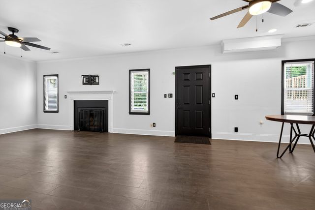 68 Dallas Drive, Sharpsburg, GA 30277