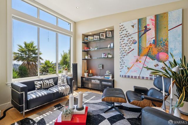3645 Market Street 2, San Francisco, CA 94131