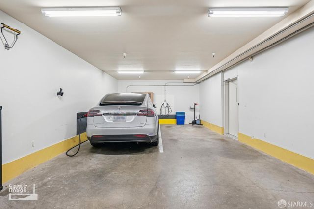 3645 Market Street 2, San Francisco, CA 94131