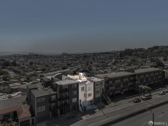 3645 Market Street 2, San Francisco, CA 94131