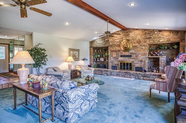 24 Cresta Way, Hot Springs Village, AR 71909