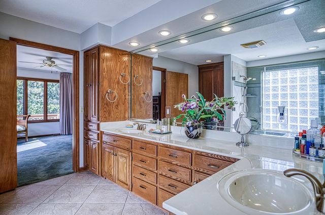 24 Cresta Way, Hot Springs Village, AR 71909