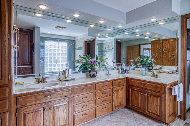 24 Cresta Way, Hot Springs Village, AR 71909