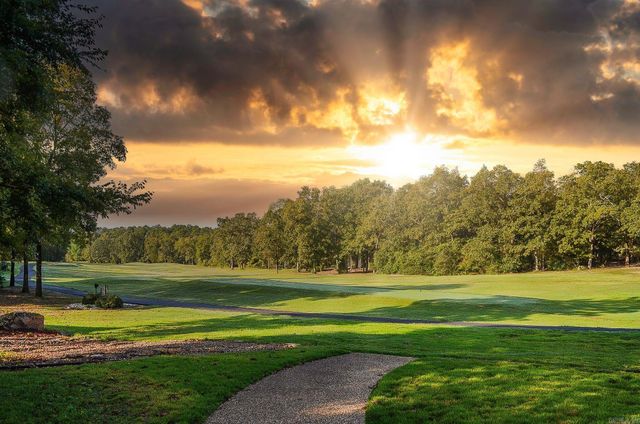 24 Cresta Way, Hot Springs Village, AR 71909