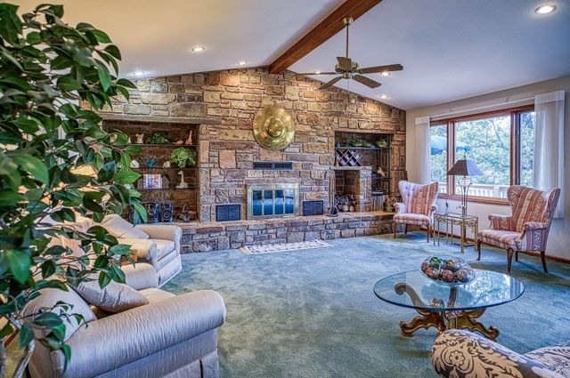 24 Cresta Way, Hot Springs Village, AR 71909