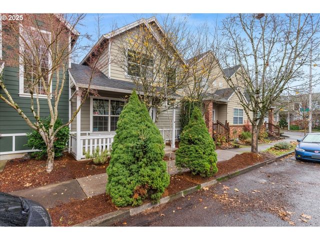 521 Ne SUTTLE Rd, Portland, OR 97211