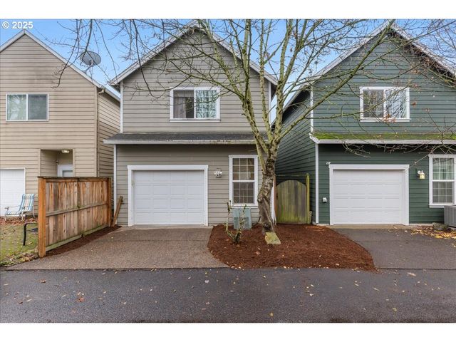 521 Ne SUTTLE Rd, Portland, OR 97211