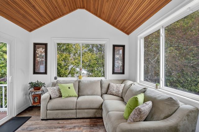 2 Fitzpatrick Rd, Grafton, MA 01519