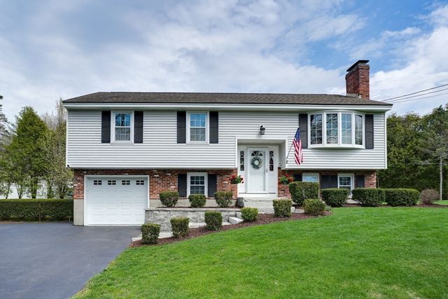 2 Fitzpatrick Rd, Grafton, MA 01519