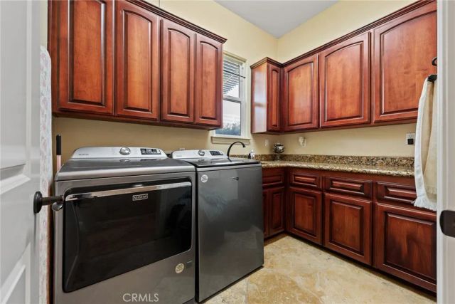 9609 Equestrian Drive, Riverside, CA 92503