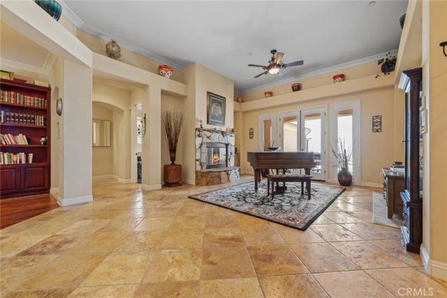 9609 Equestrian Drive, Riverside, CA 92503