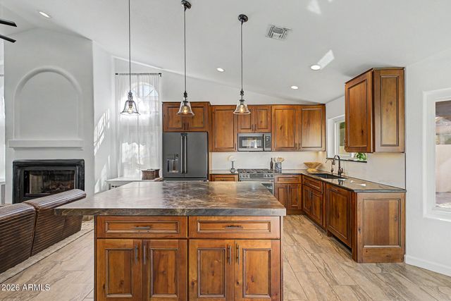 2142 E DESOTO Way, Gilbert, AZ 85234