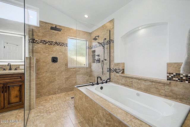 2142 E DESOTO Way, Gilbert, AZ 85234