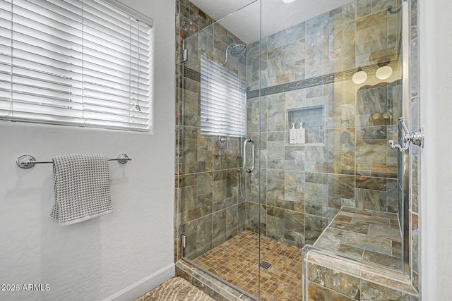2142 E DESOTO Way, Gilbert, AZ 85234