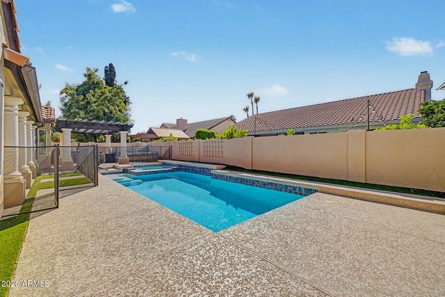 2142 E DESOTO Way, Gilbert, AZ 85234