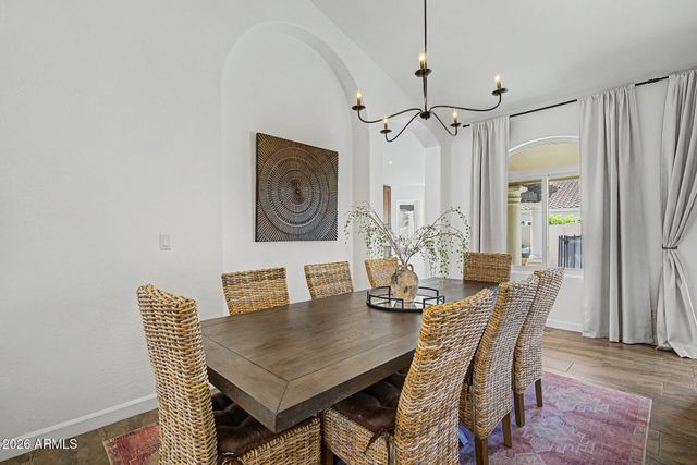 2142 E DESOTO Way, Gilbert, AZ 85234