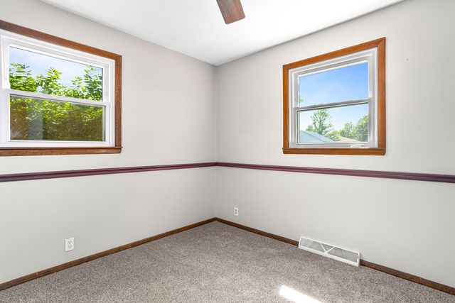 305 Illini Drive, Minooka, IL 60447