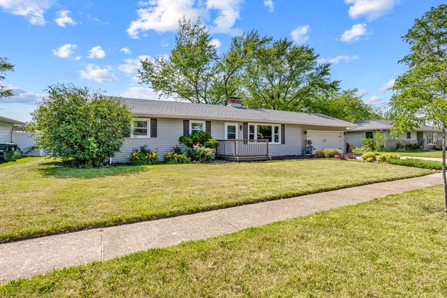 305 Illini Drive, Minooka, IL 60447