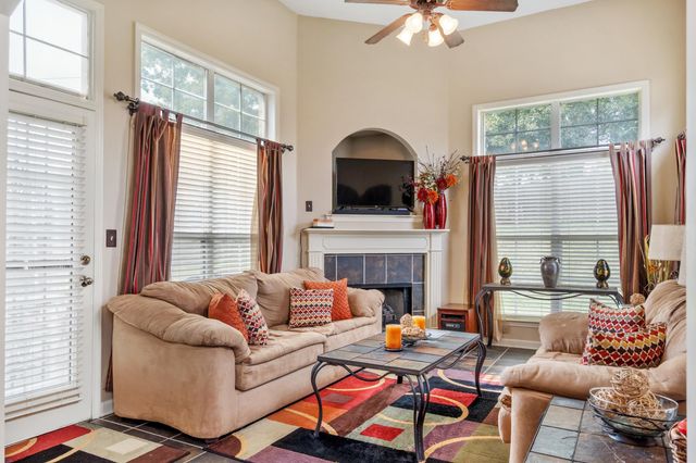 5297 SHADES VALLEY CV, Memphis, TN 38125