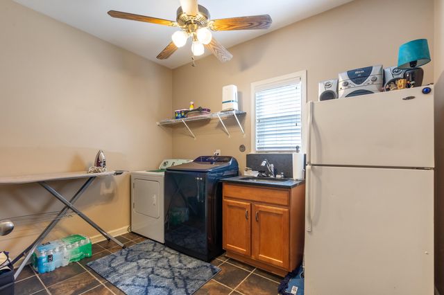 5297 SHADES VALLEY CV, Memphis, TN 38125