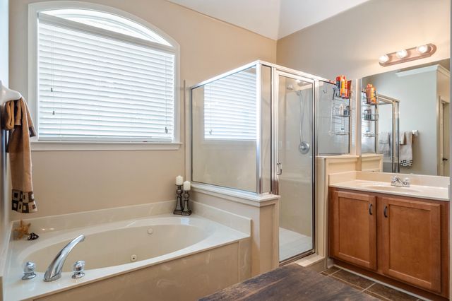 5297 SHADES VALLEY CV, Memphis, TN 38125