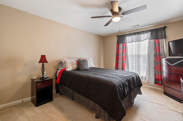 5297 SHADES VALLEY CV, Memphis, TN 38125